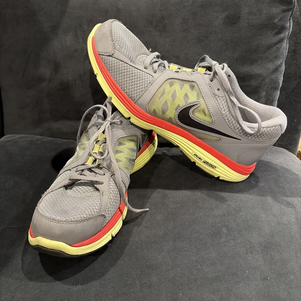Nike Dual Fusion Run Men's Sz 11